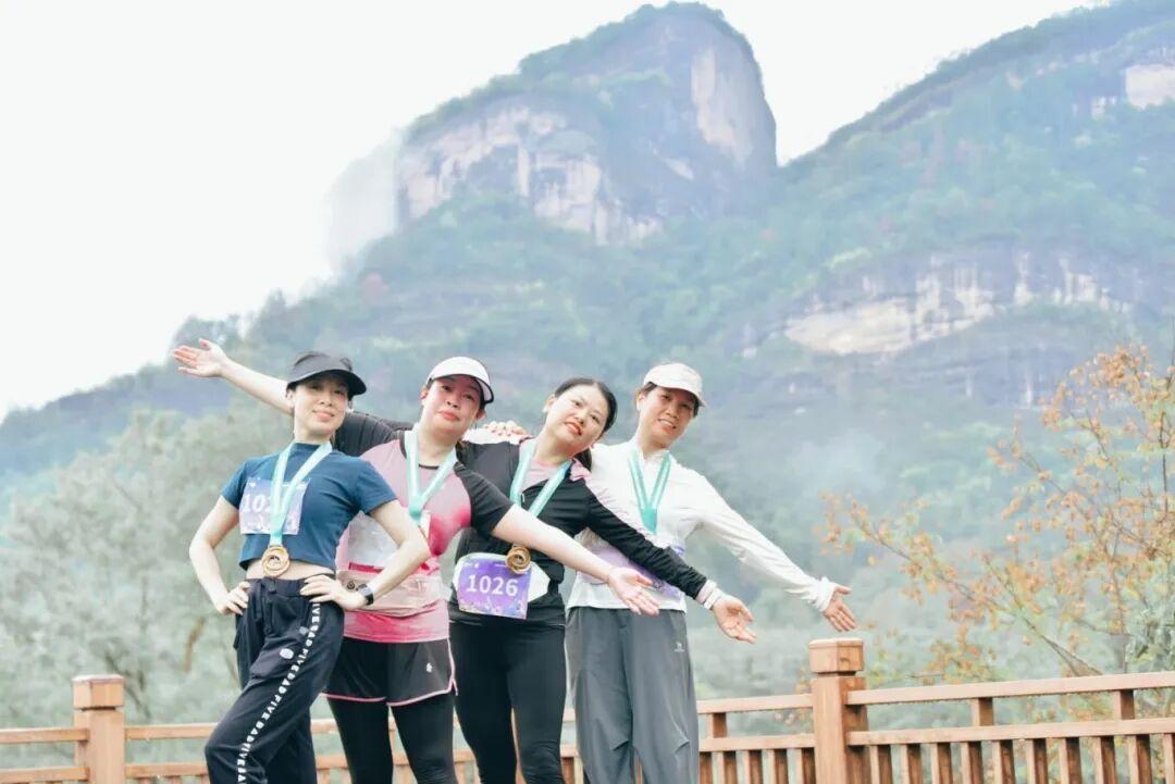 2025福建省户外运动嘉年华大武夷驿传鸣枪开跑，山水间开启户外盛宴